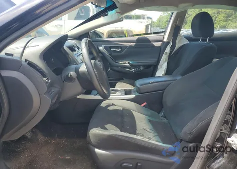 2015 Nissan Altima 2.5 z USA, uszkodzony, nr VIN 1N4AL3AP3FN404484